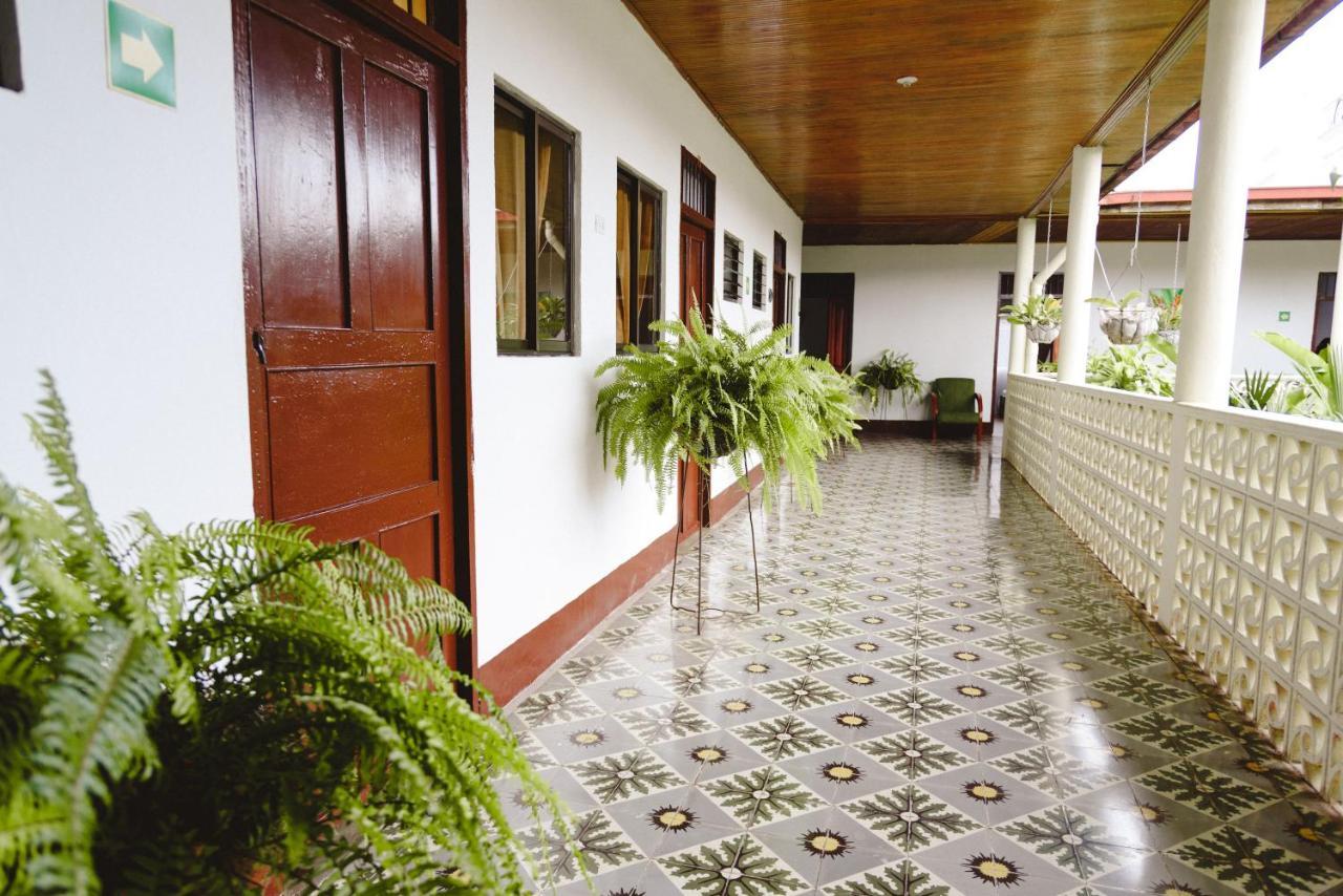 Hotel Morgan กัวดวส ภายนอก รูปภาพ