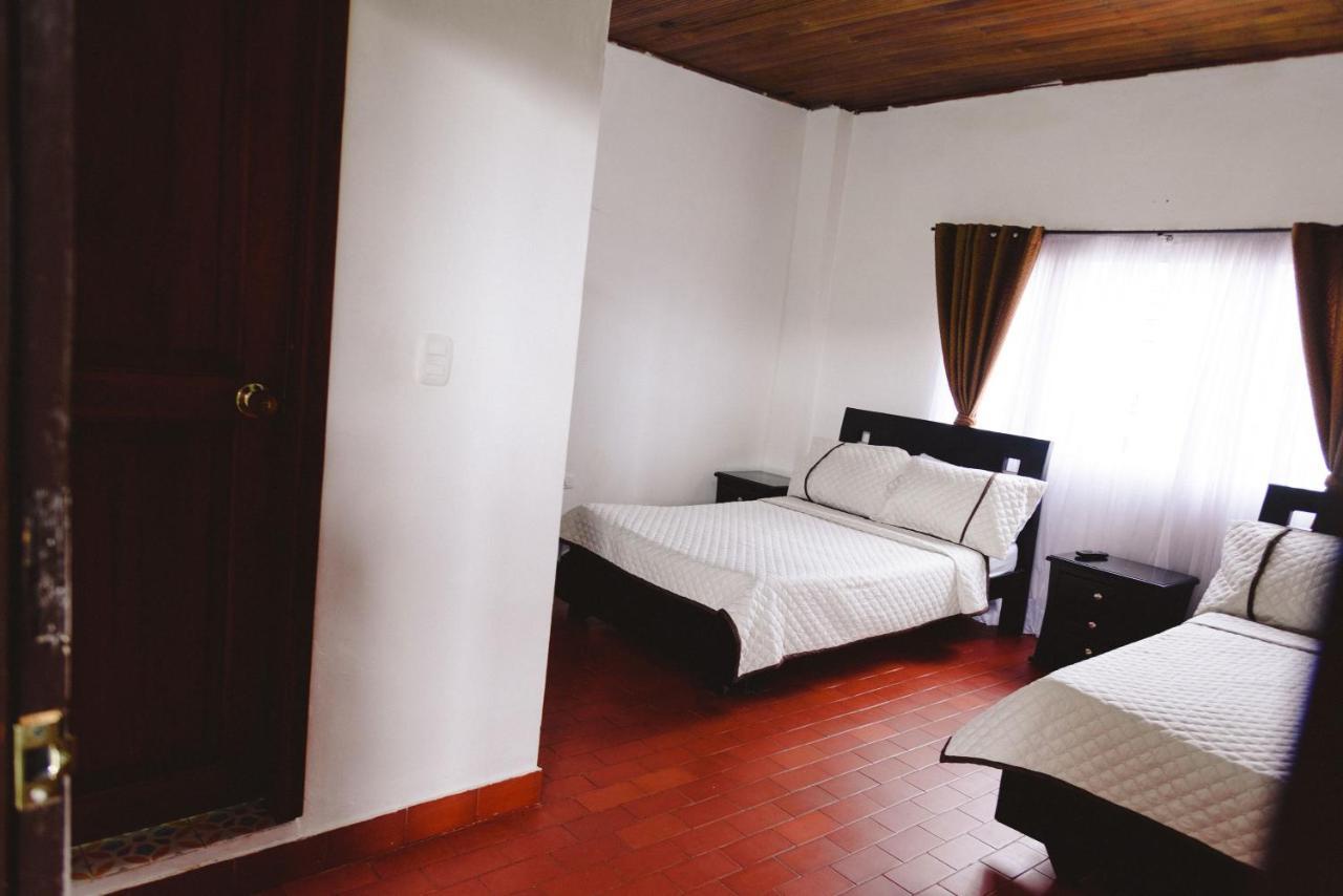Hotel Morgan กัวดวส ภายนอก รูปภาพ